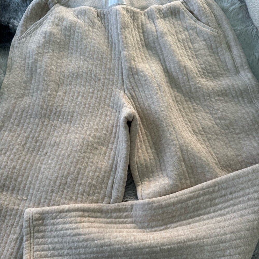 Aerie Women's Cream Quilted Wide Leg Pants